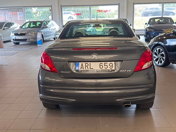 Peugeot 207 CC 14 of 15