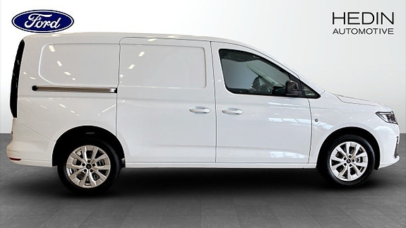 Ford Transit Connect 3 of 5