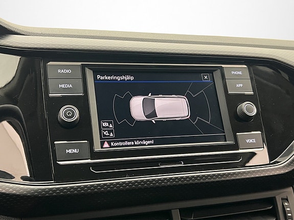 Volkswagen T-Cross 19 of 29