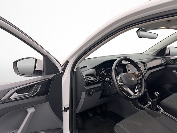 Volkswagen T-Cross 10 of 29