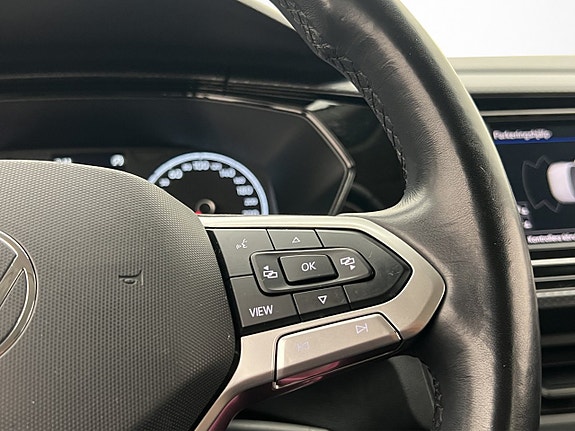Volkswagen T-Cross 18 of 29