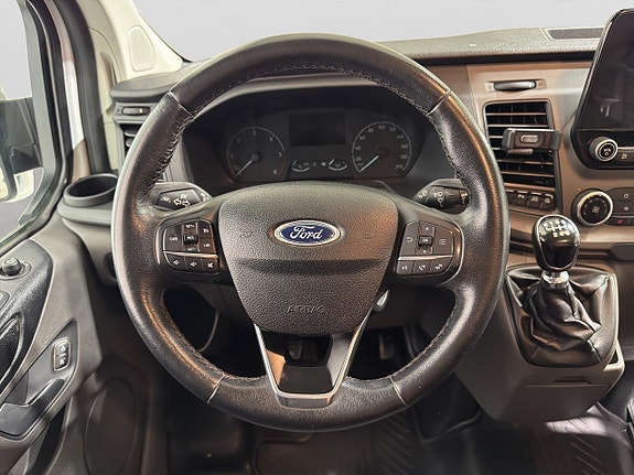 Ford Transit Custom 10 of 17