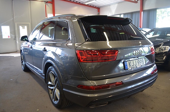 Audi Q7 29 of 30