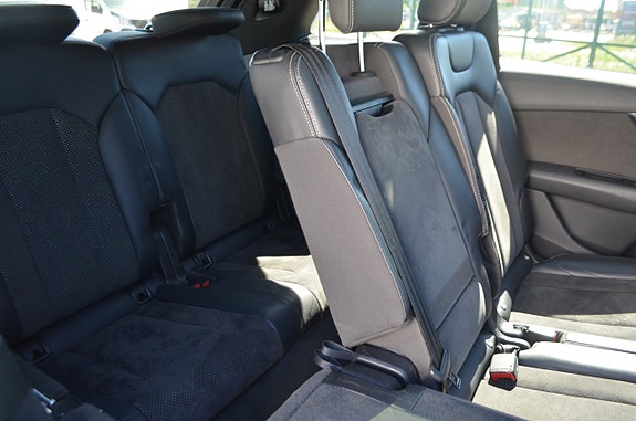 Audi Q7 8 of 30