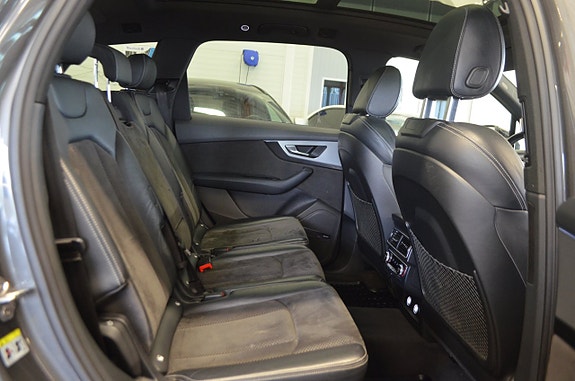 Audi Q7 23 of 30