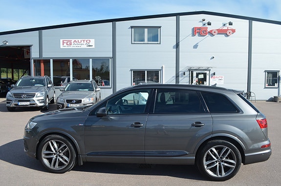 Audi Q7 14 of 30