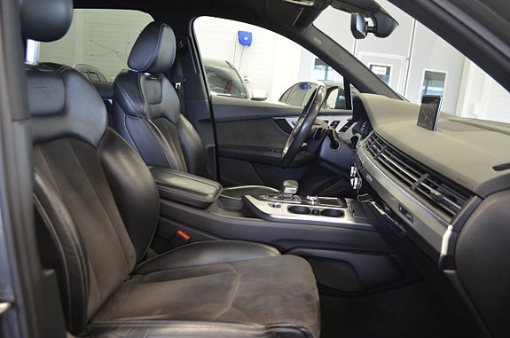 Audi Q7 19 of 30