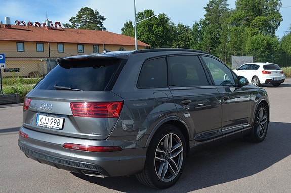 Audi Q7 13 of 30