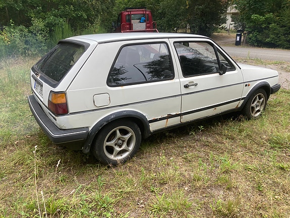 Volkswagen Golf II 4 of 5