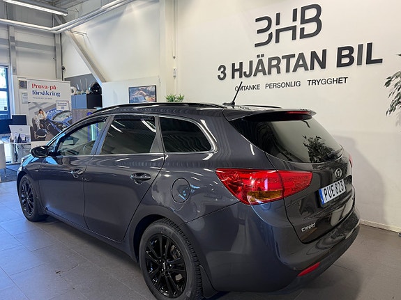 Kia Ceed 3 of 5