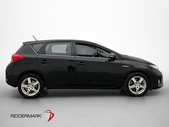 Toyota Auris 5 of 5