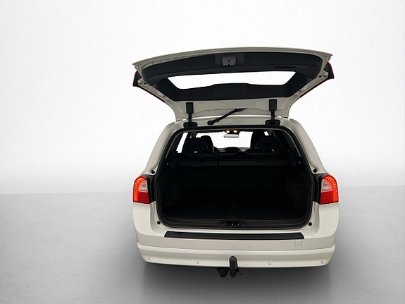 Volvo V70 25 of 29