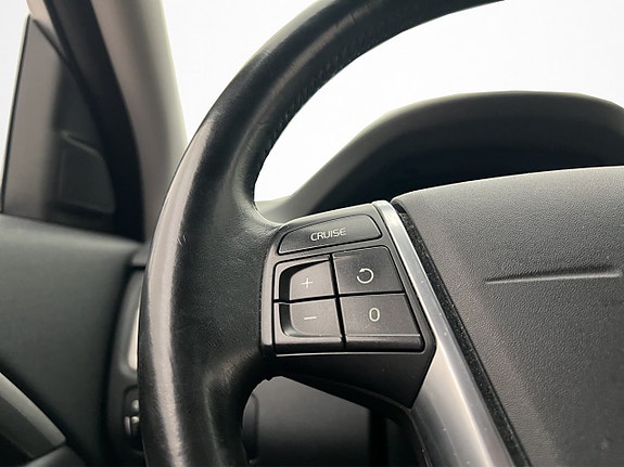Volvo V70 13 of 29