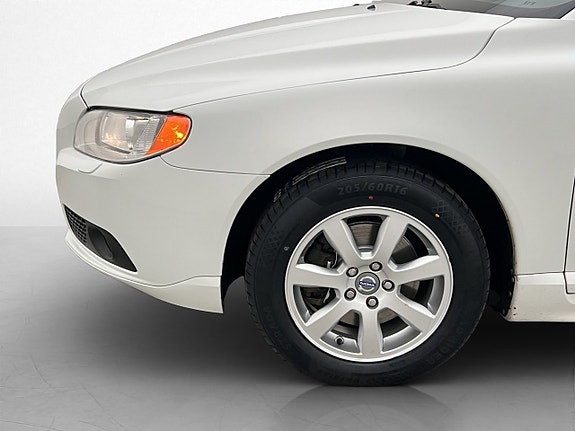 Volvo V70 26 of 29