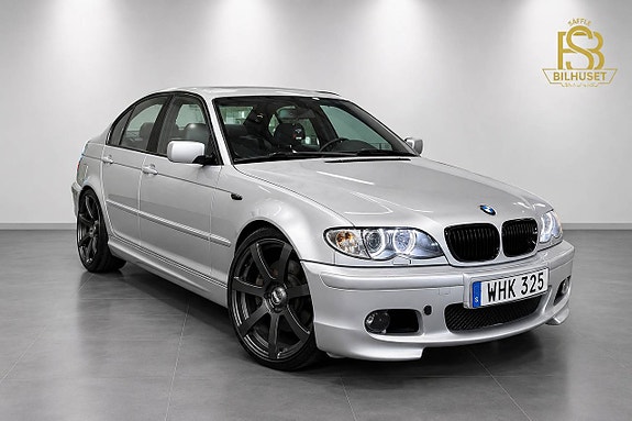 BMW 330i 2 of 5