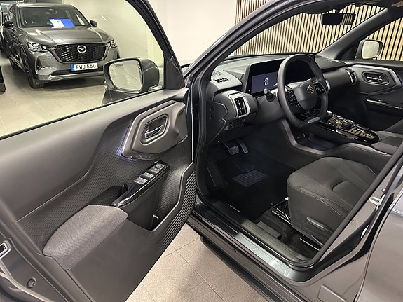 Suzuki eVitara 9 of 17