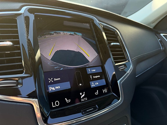 Volvo XC90 19 of 21