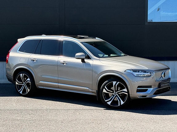 Volvo XC90 6 of 21
