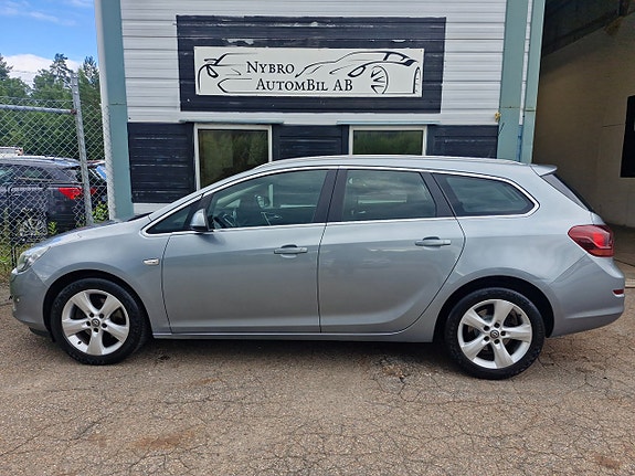 Opel Astra 9 of 11