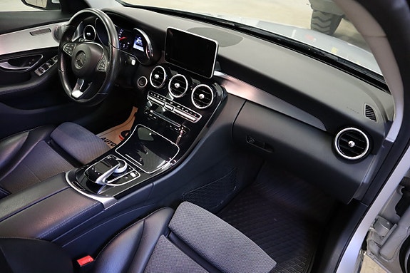 Mercedes-Benz C220 d 6 of 26