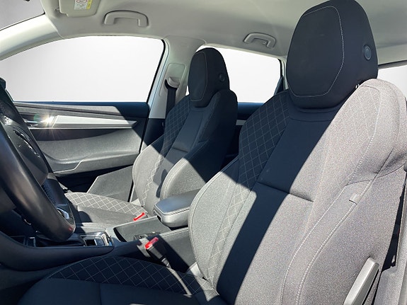 Skoda Karoq 8 of 15
