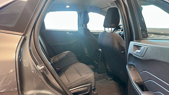 Ford Kuga 5 of 5