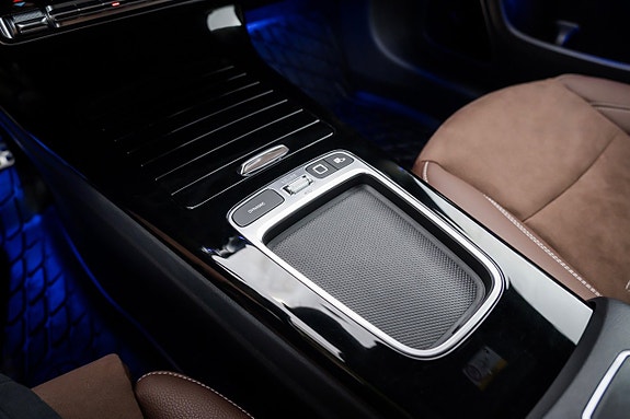 Mercedes-Benz CLA250 e 16 of 30