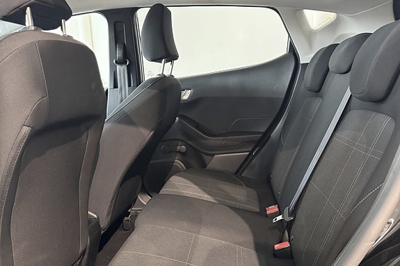 Ford Fiesta 5 of 12