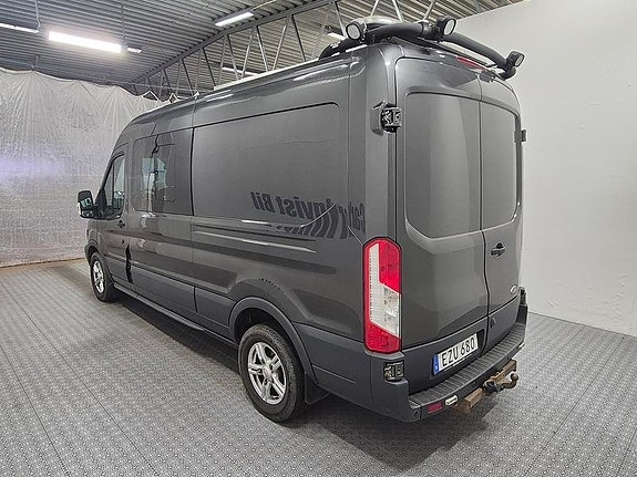 Ford Transit 6 of 9