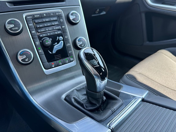 Volvo S60 5 of 5