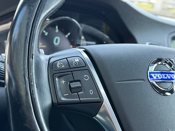 Volvo S60 8 of 18