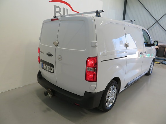 Opel Vivaro 2 of 5