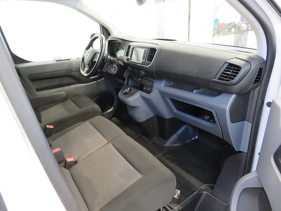 Opel Vivaro 5 of 5