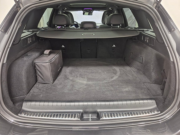 Mercedes-Benz C300 e 9 of 9