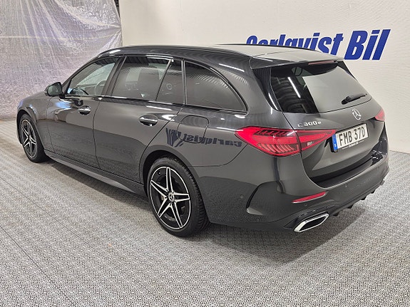 Mercedes-Benz C300 e 3 of 5