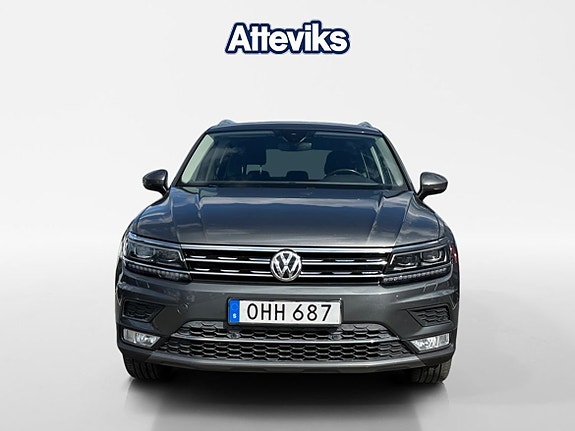Volkswagen Tiguan 2 of 5