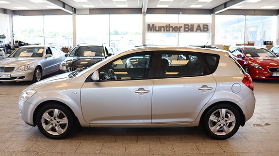 Kia Ceed 3 of 14