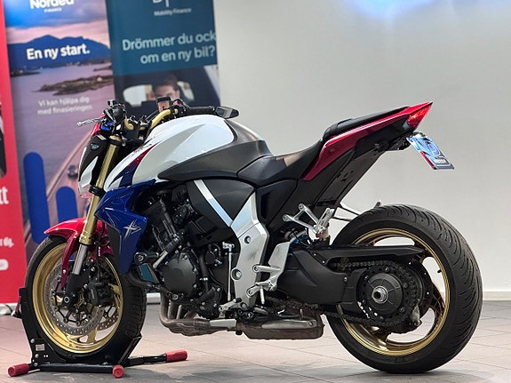 Honda CB1000R Xtreme IXIL R&G 125hk 3 of 20