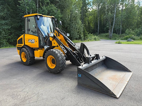 JCB 407 -22 Planerskopa / Gafflar / Vikplog / 810 Timmar 3 of 5