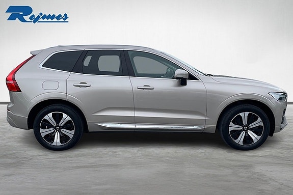 Volvo XC60 6 of 23