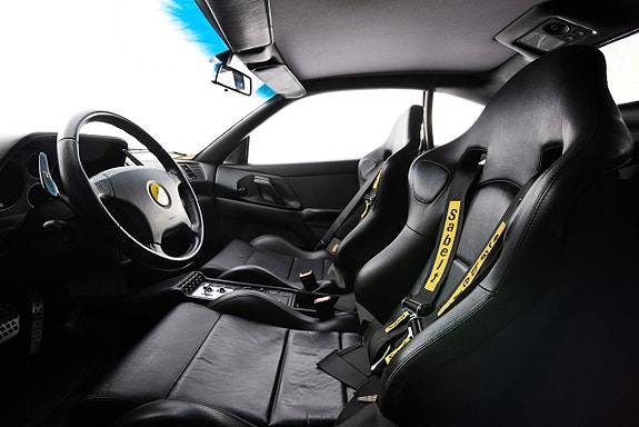 Ferrari 355 12 of 30
