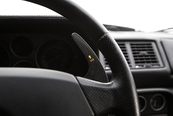 Ferrari 355 20 of 30