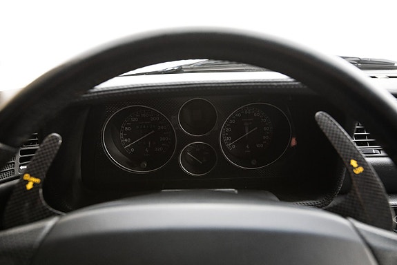 Ferrari 355 18 of 30