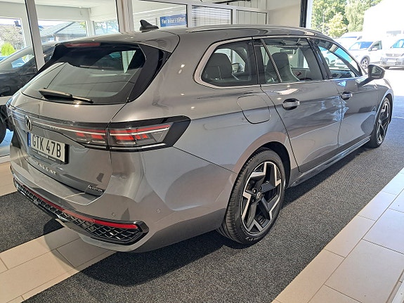Volkswagen Passat 5 of 5
