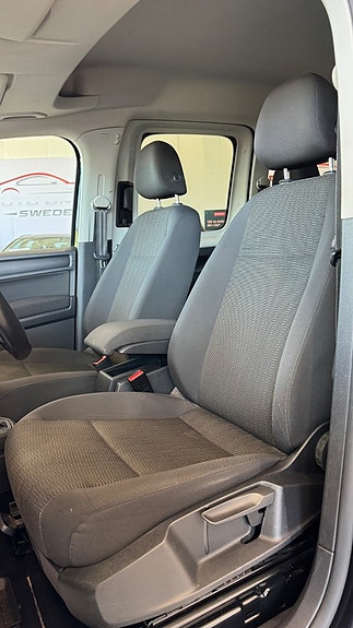 Volkswagen Caddy Maxi 9 of 13