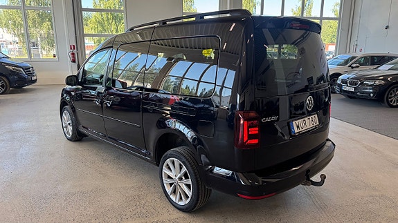 Volkswagen Caddy Maxi 4 of 5