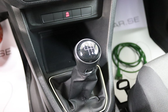Volkswagen Caddy 11 of 18