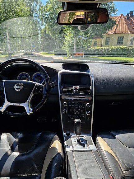Volvo XC60 5 of 5