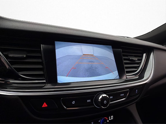 Opel Insignia 17 of 28