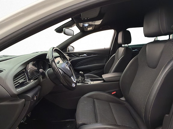 Opel Insignia 10 of 28